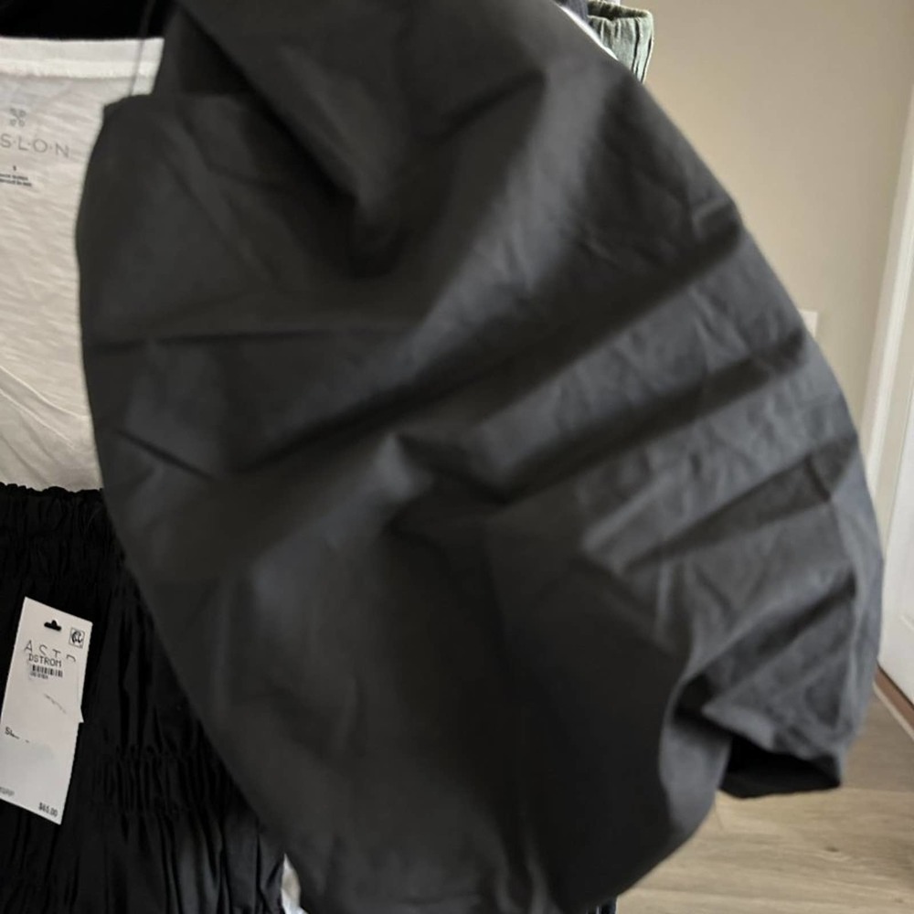 ASTR Savina Puff-Sleeve Top - Picture 7 of 8
